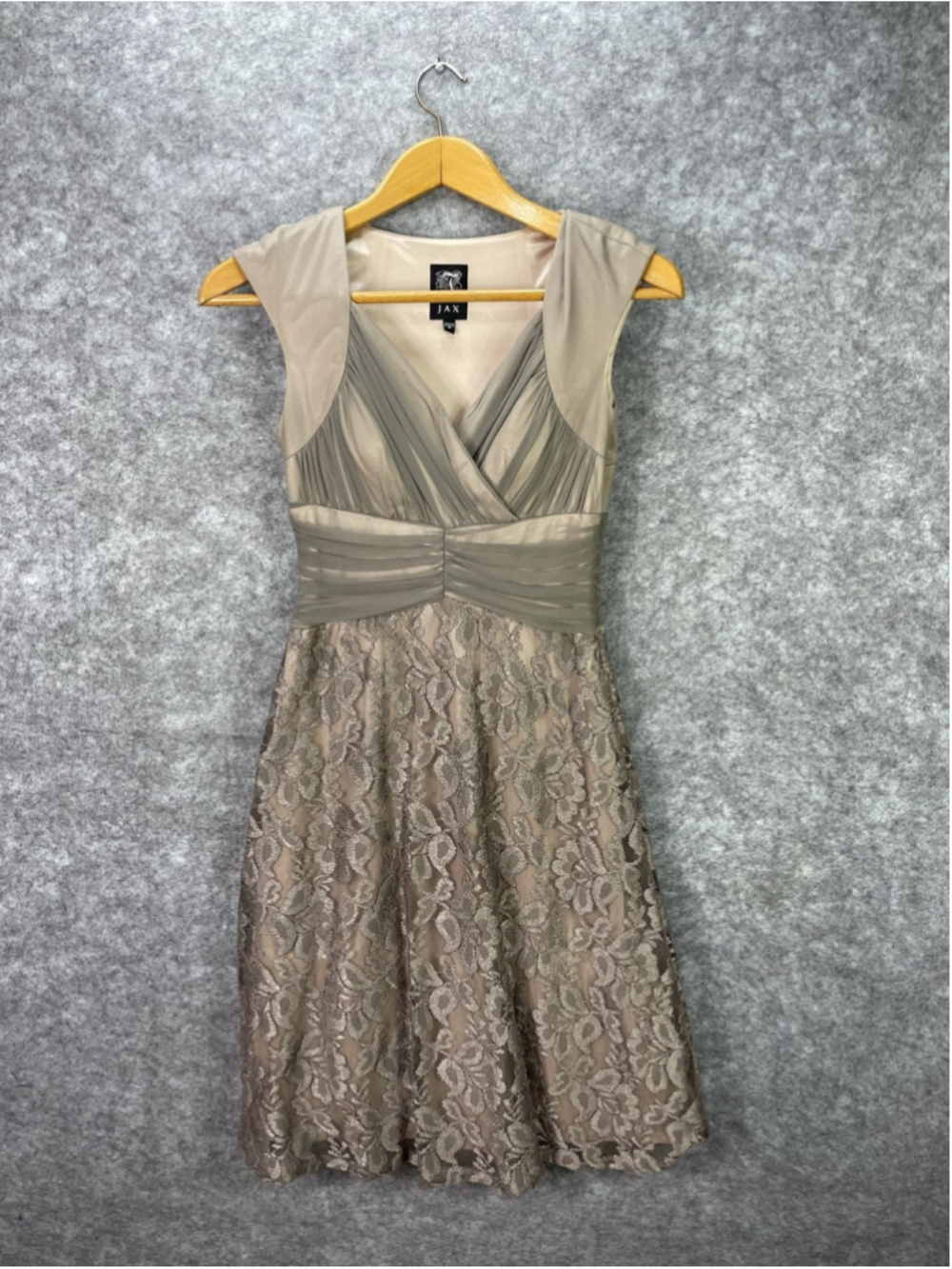 Jax Dress Womens 8 Beige Lace Floral Cap Sleeve V Neck Fit Flare Party Wedding